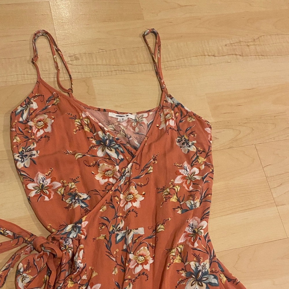 O’Neill Rust Orange Floral Wrap Midi Dress Size Medium - Picture 6 of 6